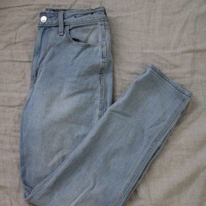 Hollister Long Light Wash Mom Jeans
